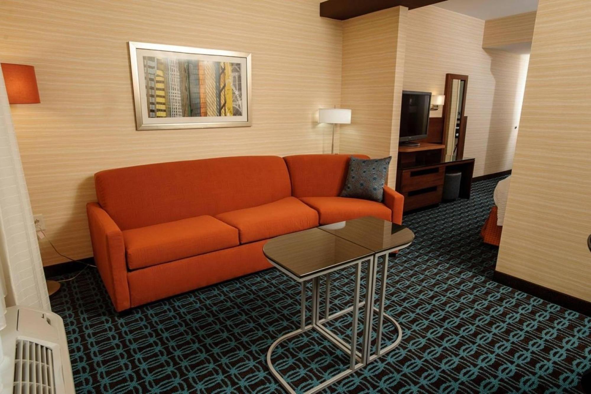 Fairfield Inn & Suites By Marriott Athens I-65 Экстерьер фото